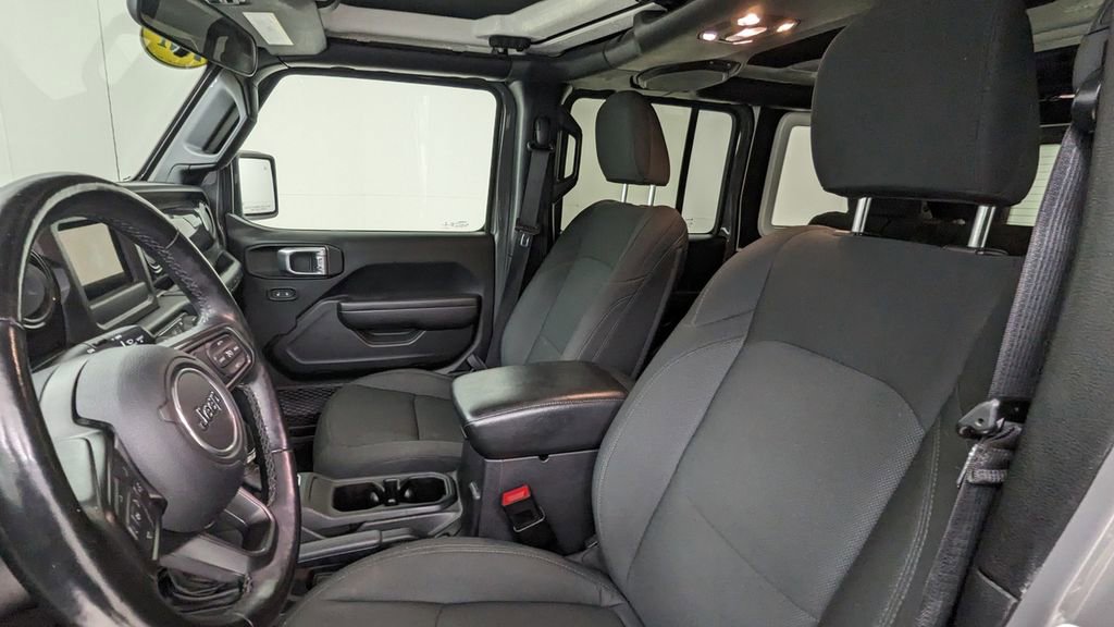 Used 2021 Jeep Wrangler Unlimited Sport image 2