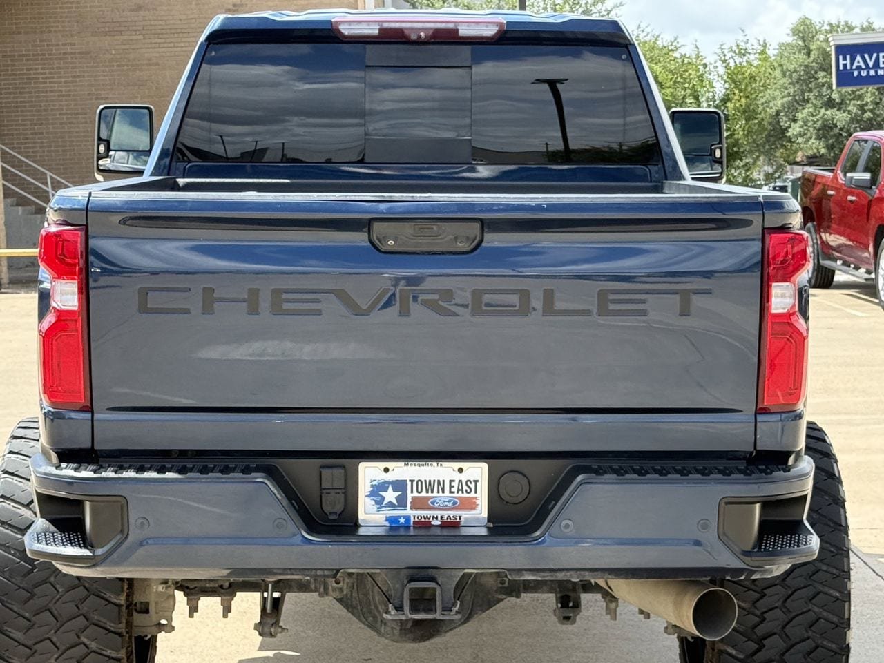 Used 2021 Chevrolet Silverado 3500 High Country w/ Z71 Off-Road Package AWD/4WD image 6