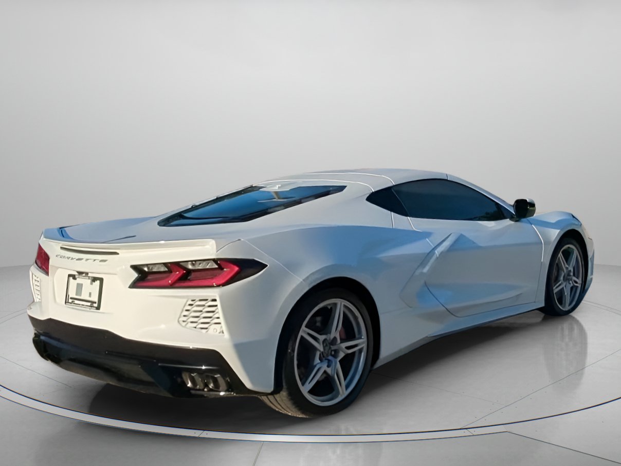 Used 2022 Chevrolet Corvette Stingray Preferred Cpe w/ Z51 Performance Package RWD image 28