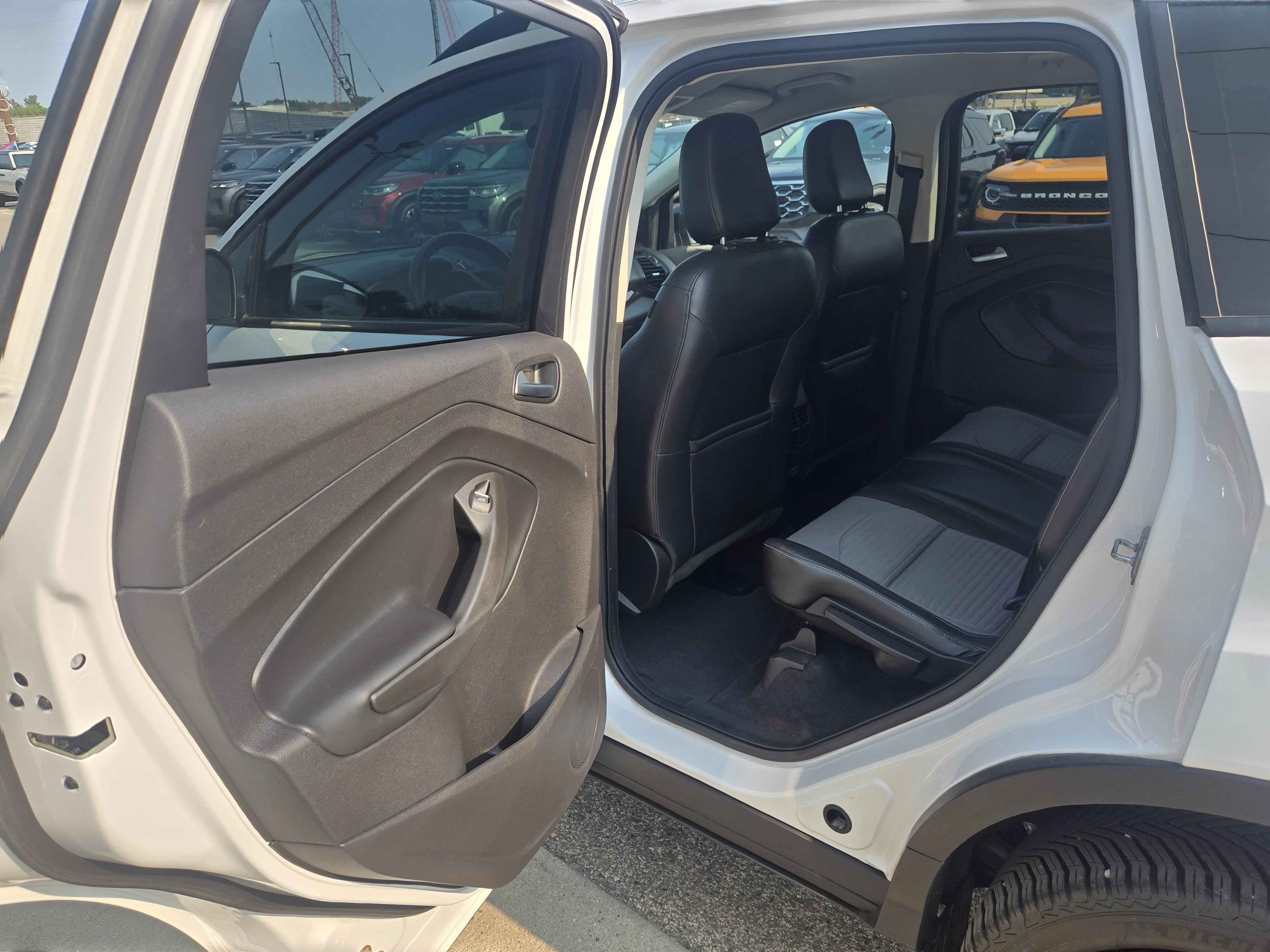Certified 2019 Ford Escape SE AWD/4WD image 12