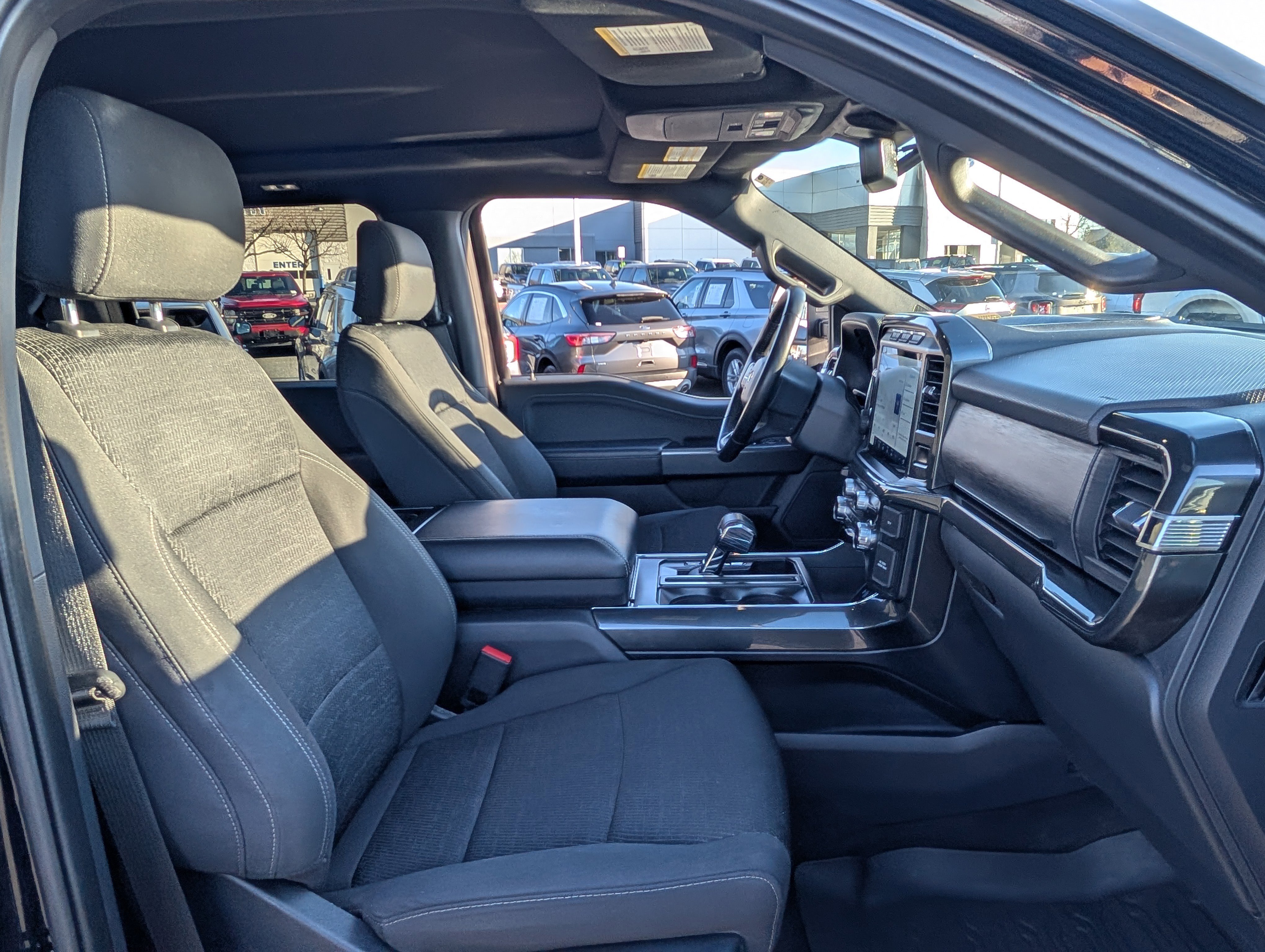 Certified 2022 Ford F150 XLT w/ Equipment Group 302A High image 10