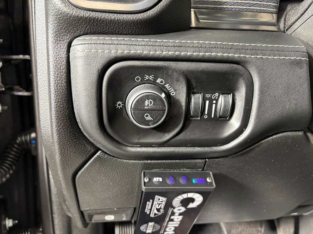 Used 2019 RAM 2500 Limited AWD/4WD image 14