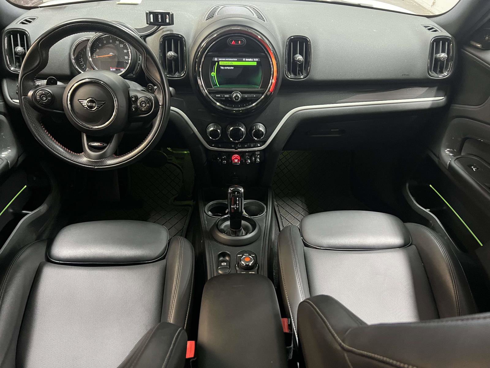 Used 2020 MINI Cooper Countryman S w/ Premium Package image 13