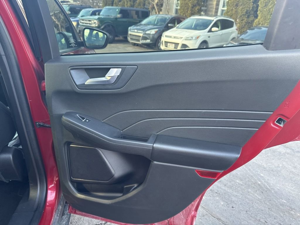 Certified 2023 Ford Escape ST-Line w/ Tech Pack #1 image 29