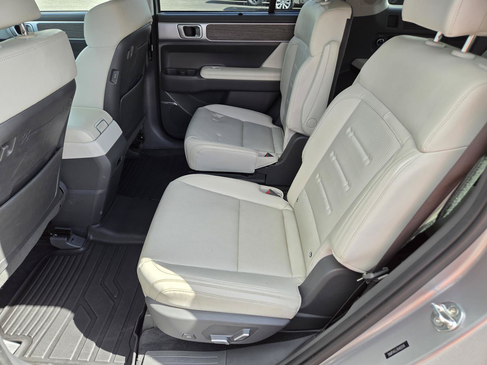 Used 2024 Hyundai Santa Fe Calligraphy FWD image 48