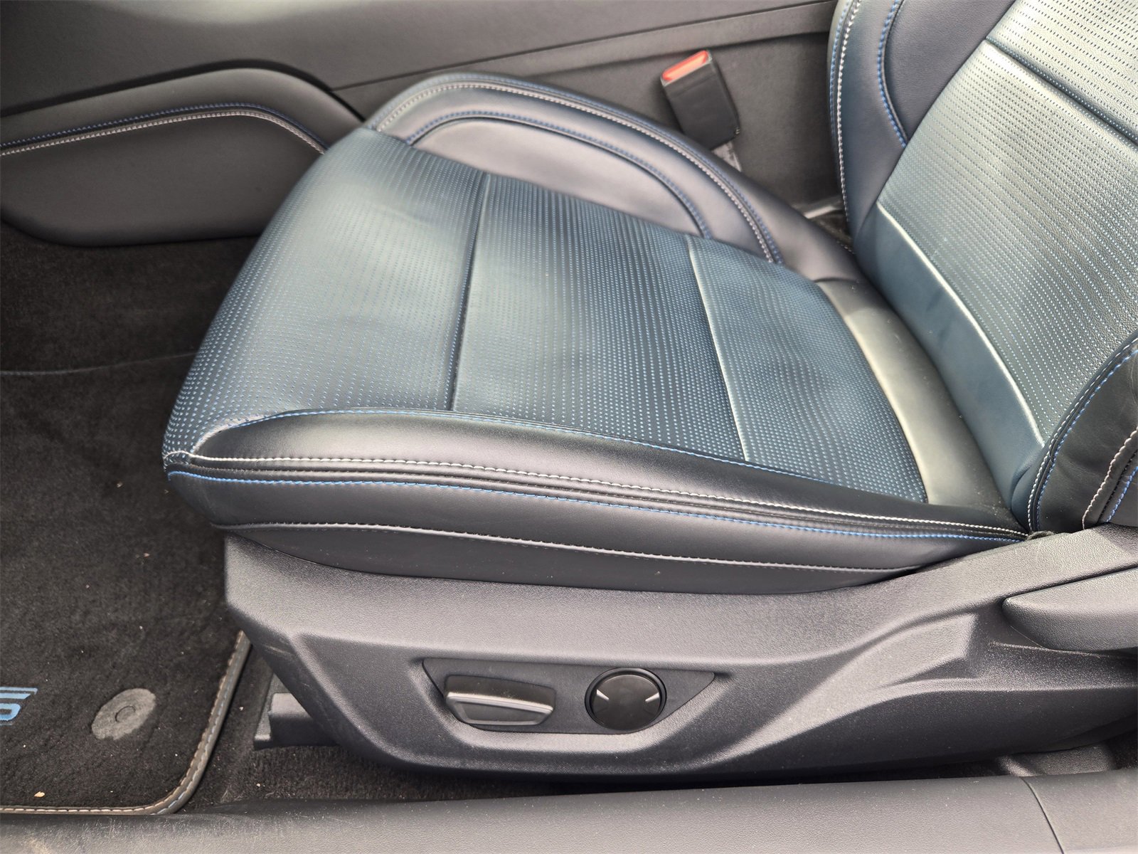 Certified 2024 Ford Mustang GT Premium image 23