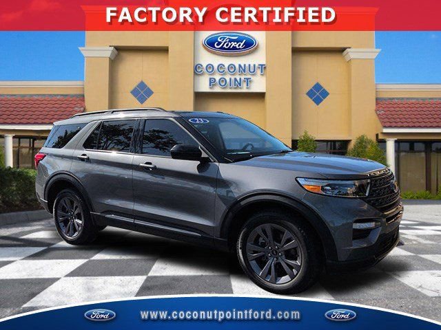 Certified 2023 Ford Explorer XLT w/ Equipment Group 202A AWD/4WD image 1