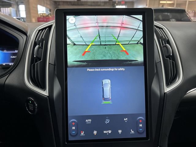 Certified 2022 Ford Edge SEL w/ Convenience Package image 9