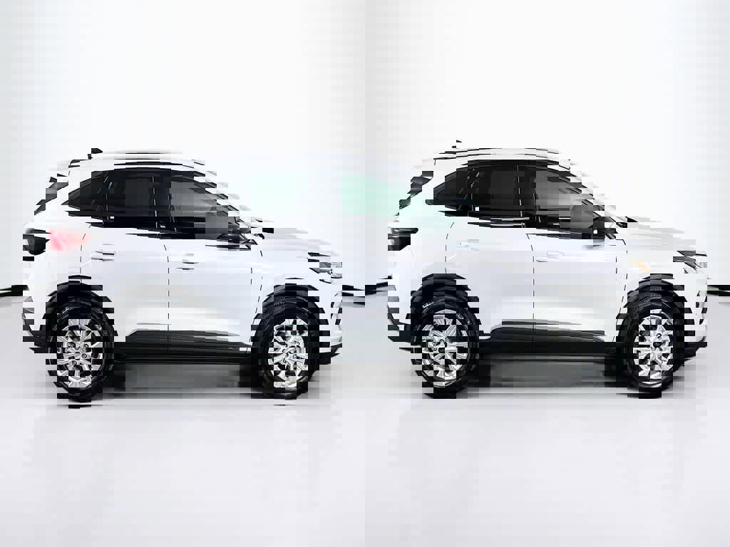 Certified 2025 Ford Escape Active w/ Tech Pack #1 image 6