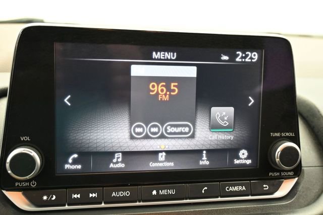 Used 2023 Nissan Rogue SV AWD/4WD image 19