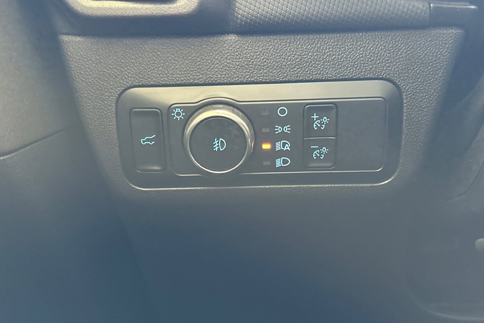 Certified 2025 Ford Bronco Sport Outer Banks w/ Outer Banks Tech Package+ AWD/4WD image 29