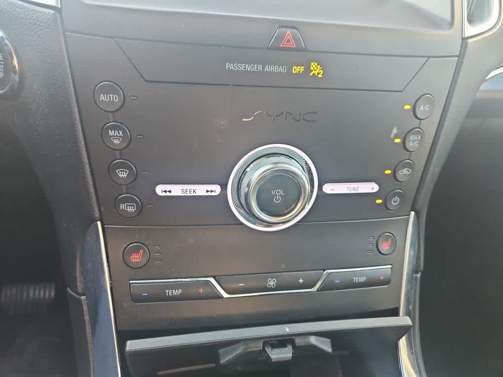 Certified 2020 Ford Edge Titanium FWD image 17