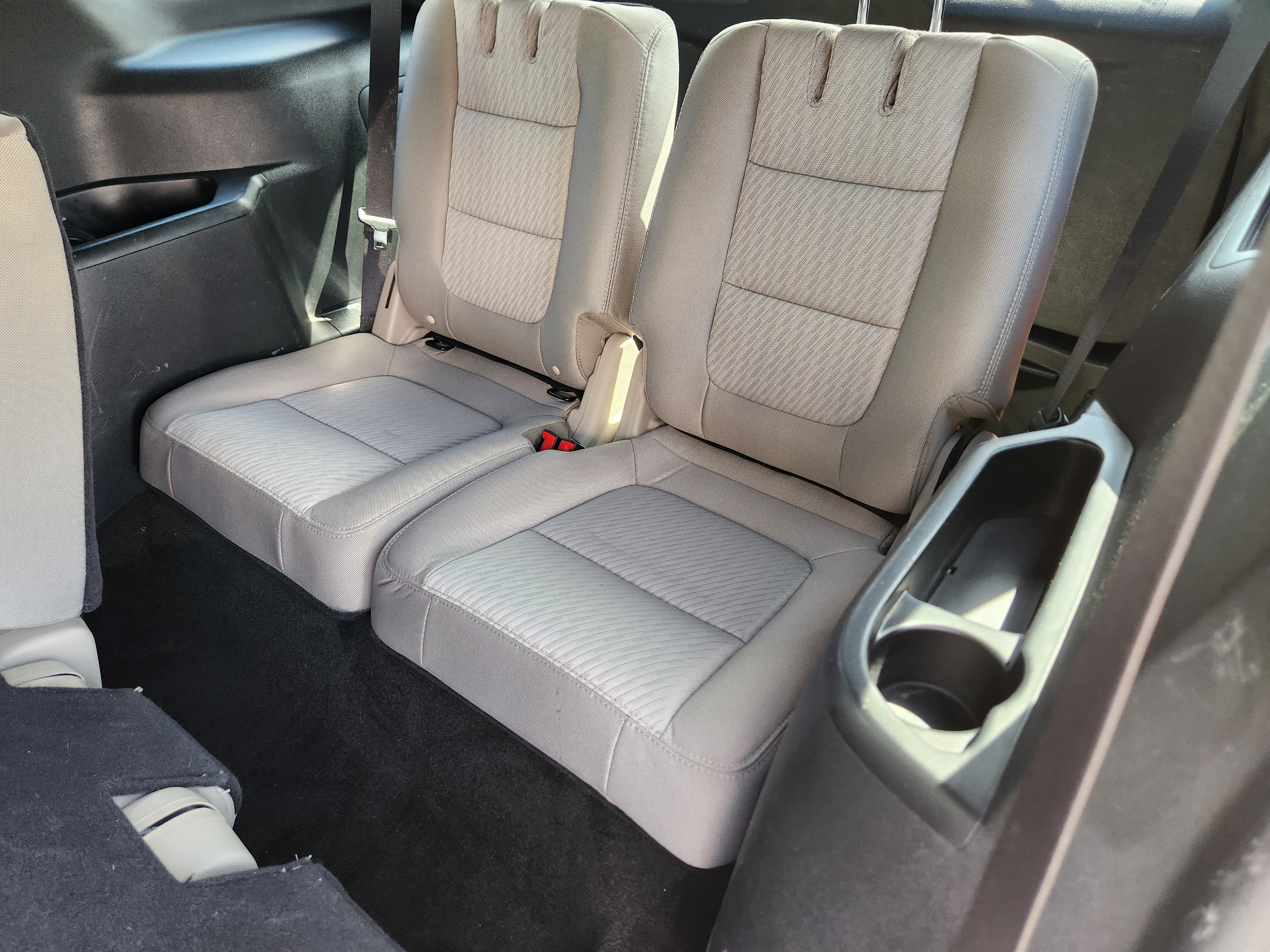 Certified 2018 Ford Explorer FWD image 23