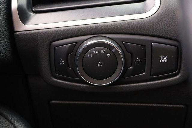 Certified 2024 Ford Edge SEL image 19