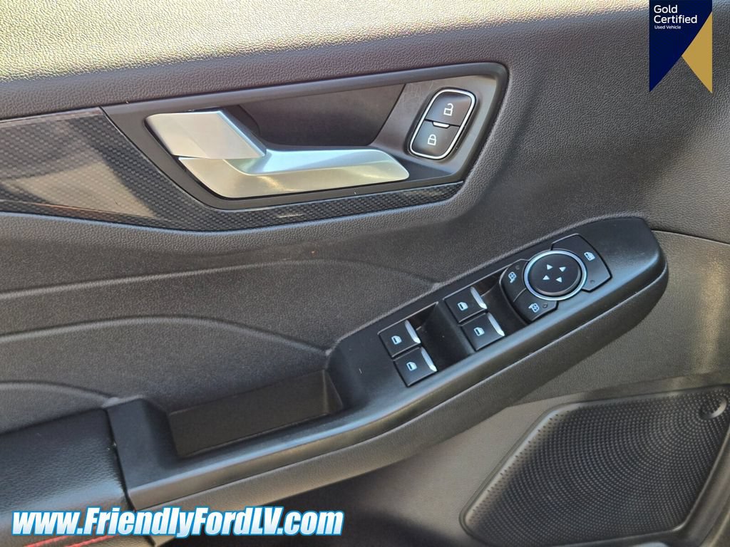 Certified 2025 Ford Escape ST-Line FWD image 17