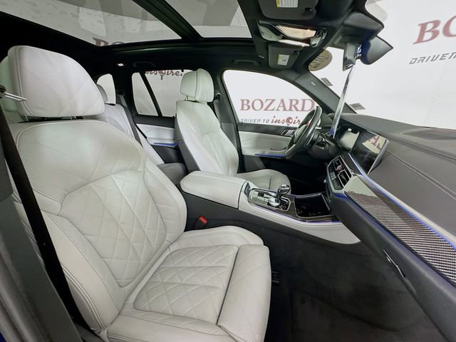 Used 2023 BMW X5 M50i w/ Executive Package image 33