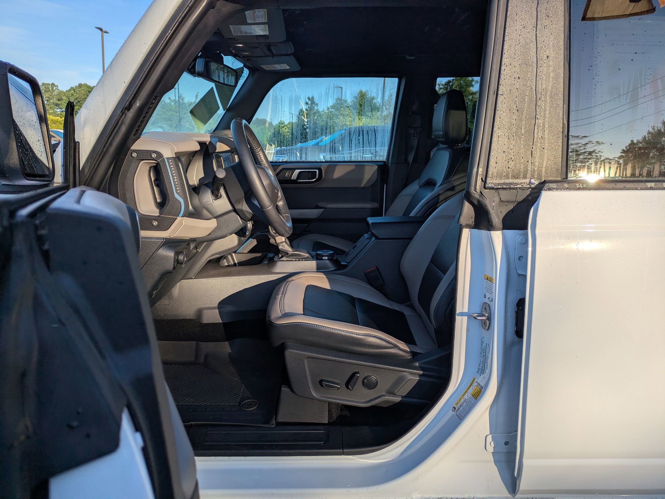 Certified 2023 Ford Bronco Wildtrak AWD/4WD image 12