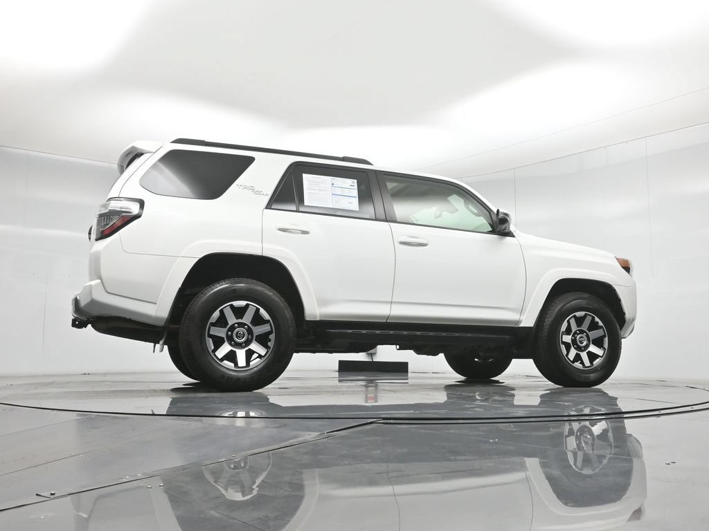 Used 2022 Toyota 4Runner TRD Off-Road Premium AWD/4WD image 48