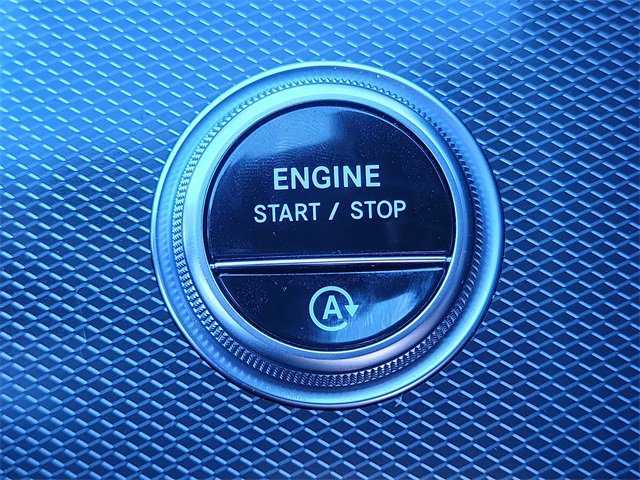 Used 2023 Mercedes-Benz C 300 Sedan image 12