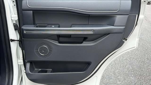 Certified 2023 Ford Expedition XLT RWD image 18