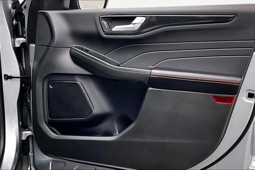 Certified 2023 Ford Escape ST-Line image 24