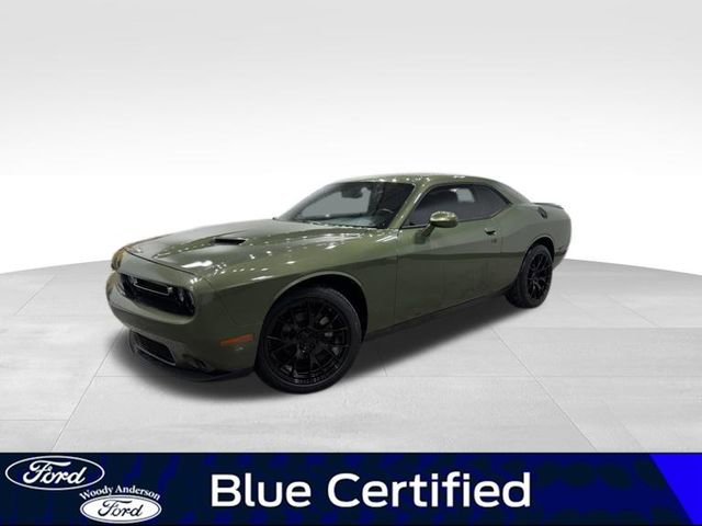 Used 2023 Dodge Challenger SXT RWD image 1