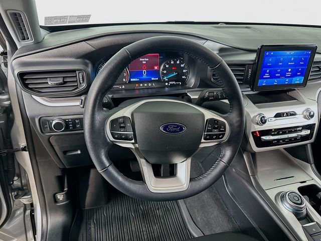 Certified 2022 Ford Explorer XLT image 21
