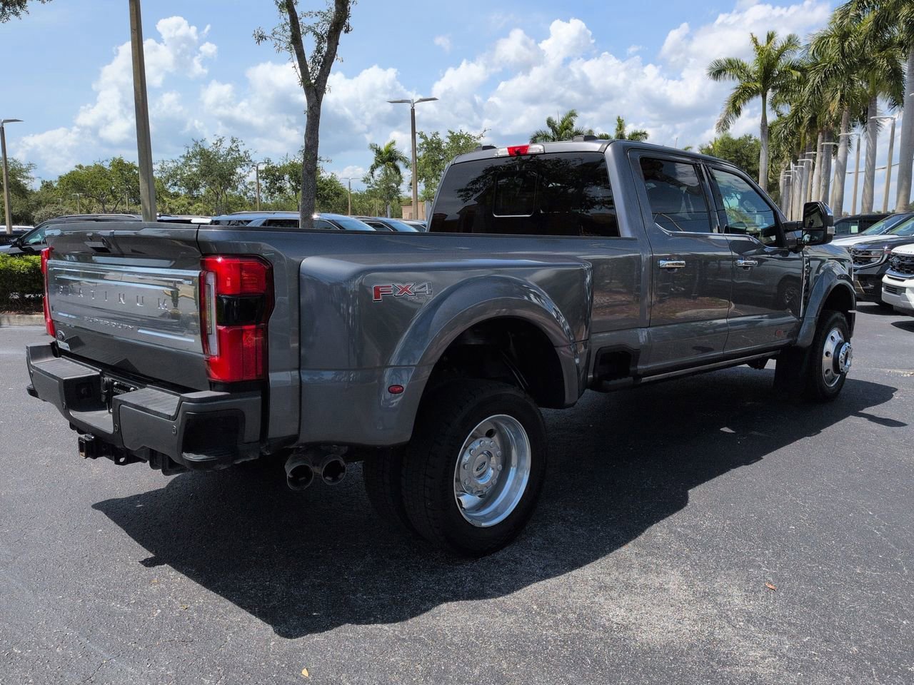 Certified 2024 Ford F450 Platinum w/ FX4 Off-Road Package AWD/4WD image 3