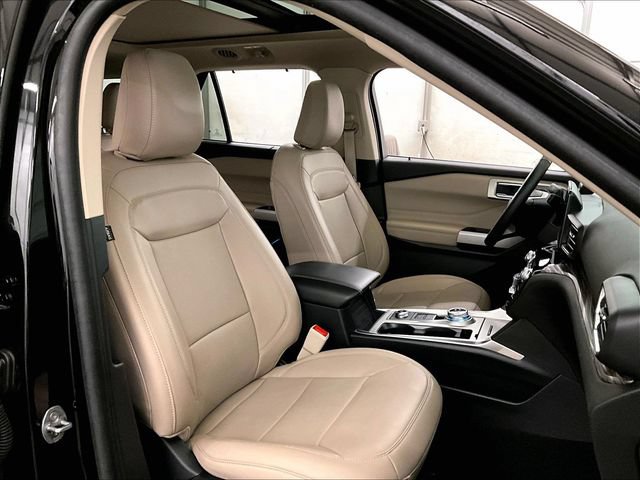 Certified 2024 Ford Explorer Limited w/ Equipment Group 301A AWD/4WD image 7