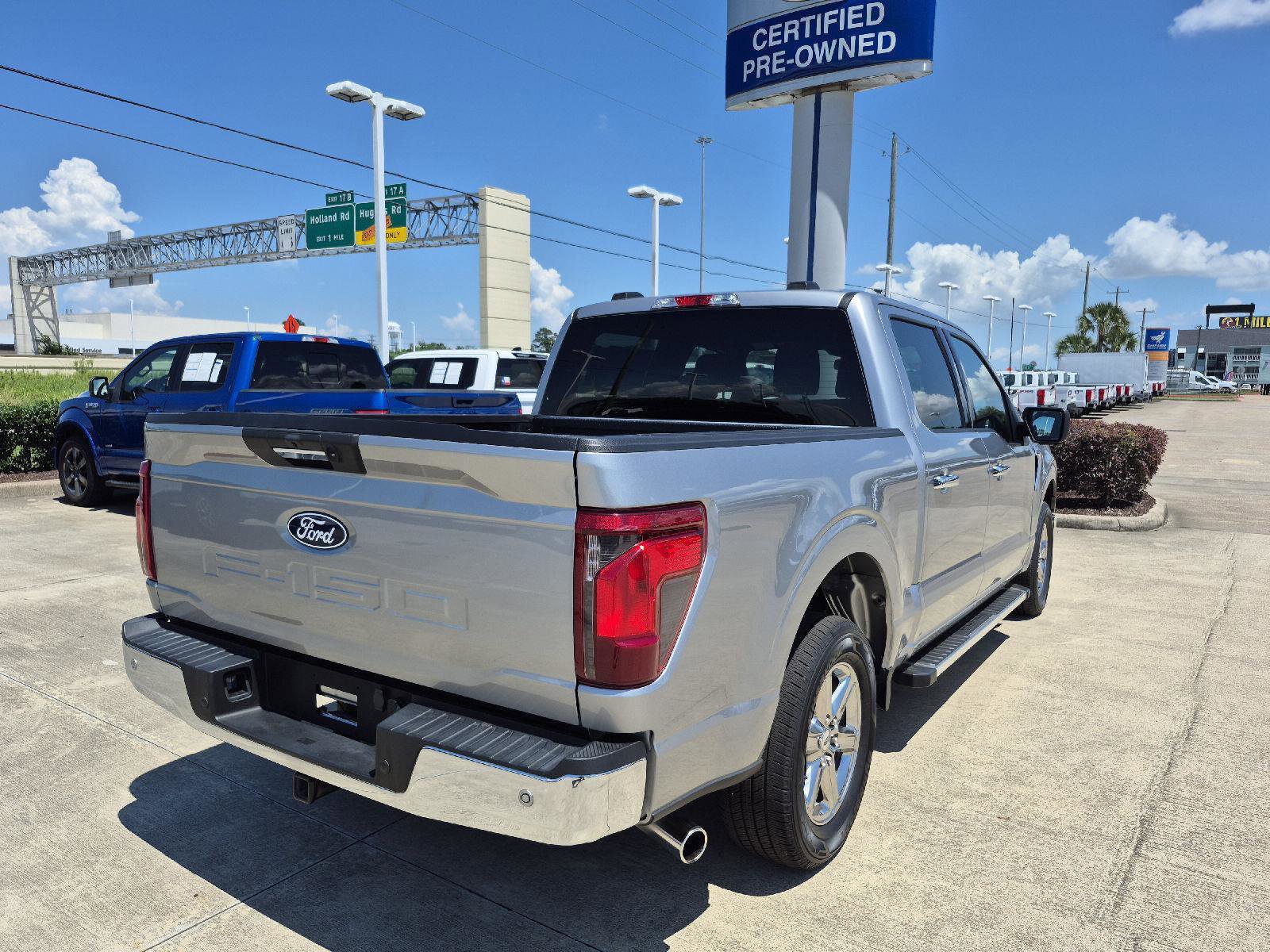 Certified 2024 Ford F150 XLT w/ Mobile Office Package RWD image 12