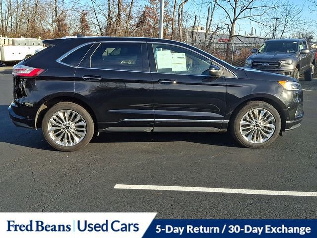 Certified 2022 Ford Edge Titanium w/ Equipment Group 301A image 9