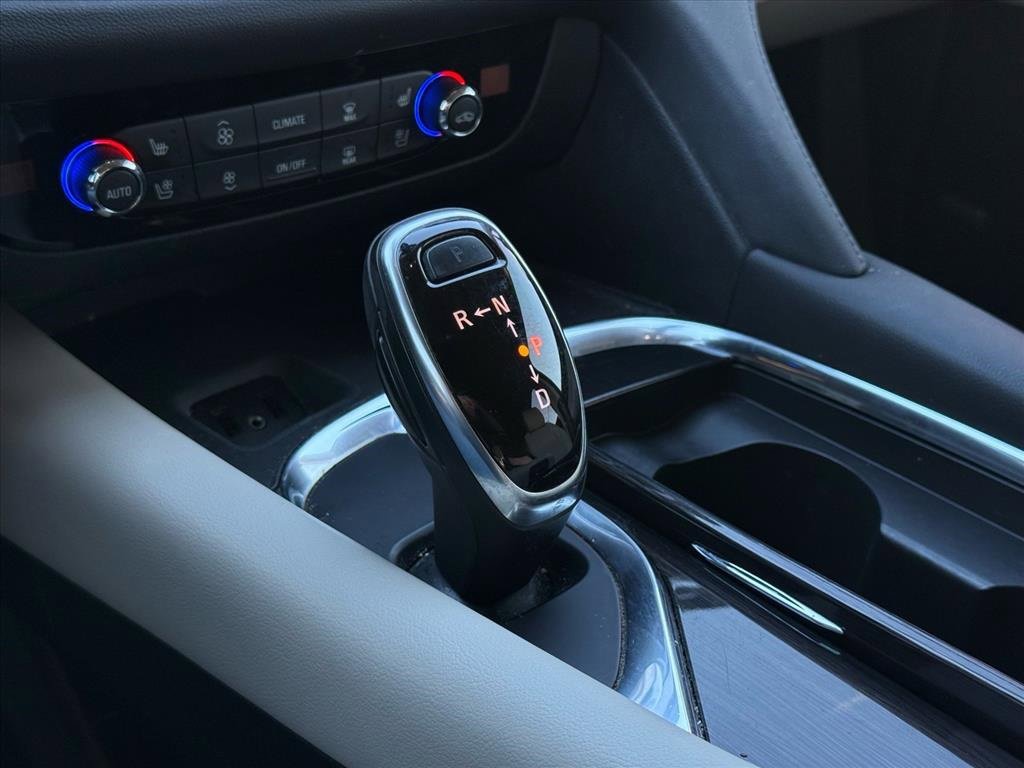 Used 2018 Buick Enclave Premium image 17