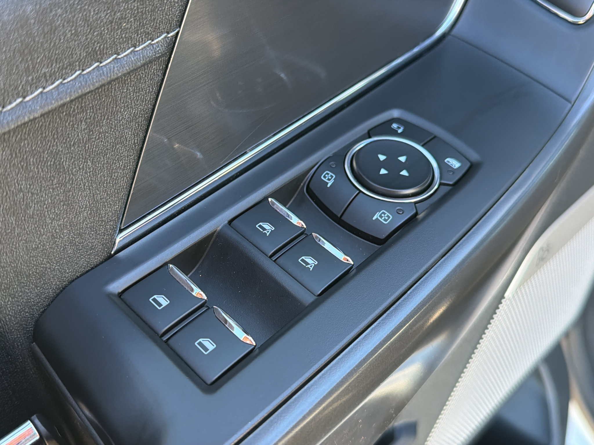 Certified 2024 Ford F150 Lariat AWD/4WD image 12