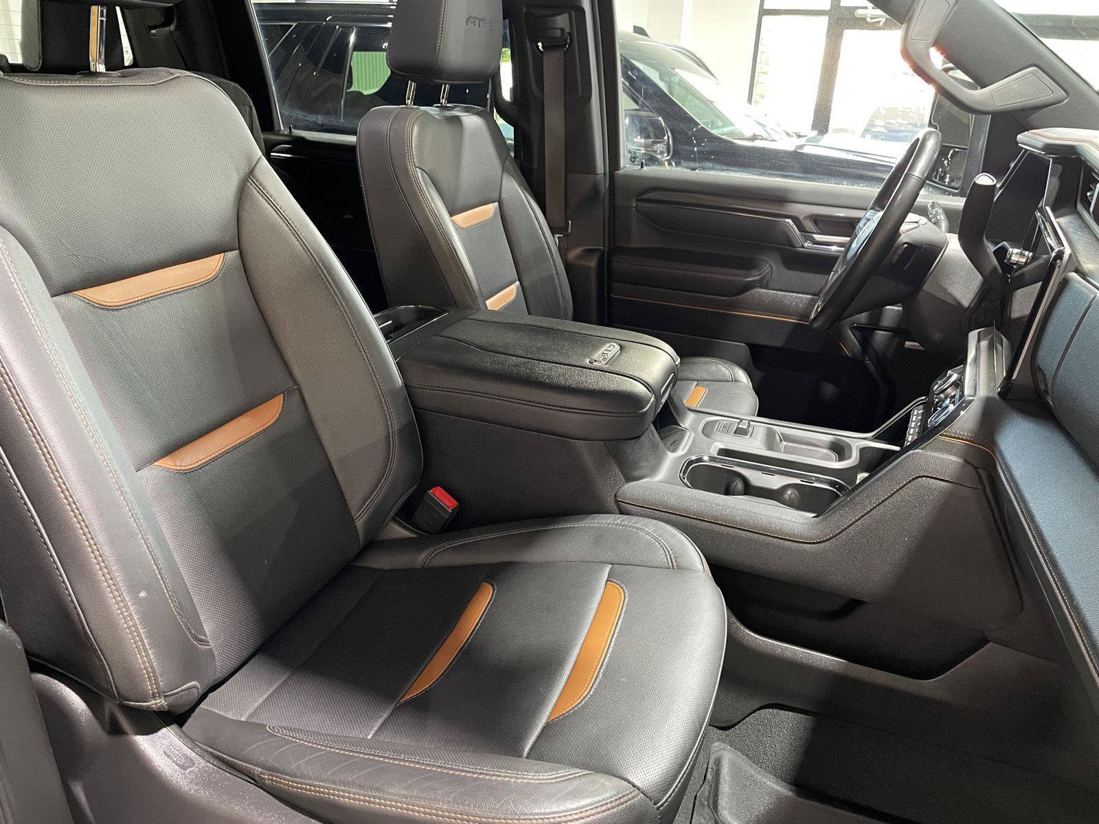 Used 2024 GMC Sierra 2500 AT4 w/ AT4 Premium Plus Package AWD/4WD image 28