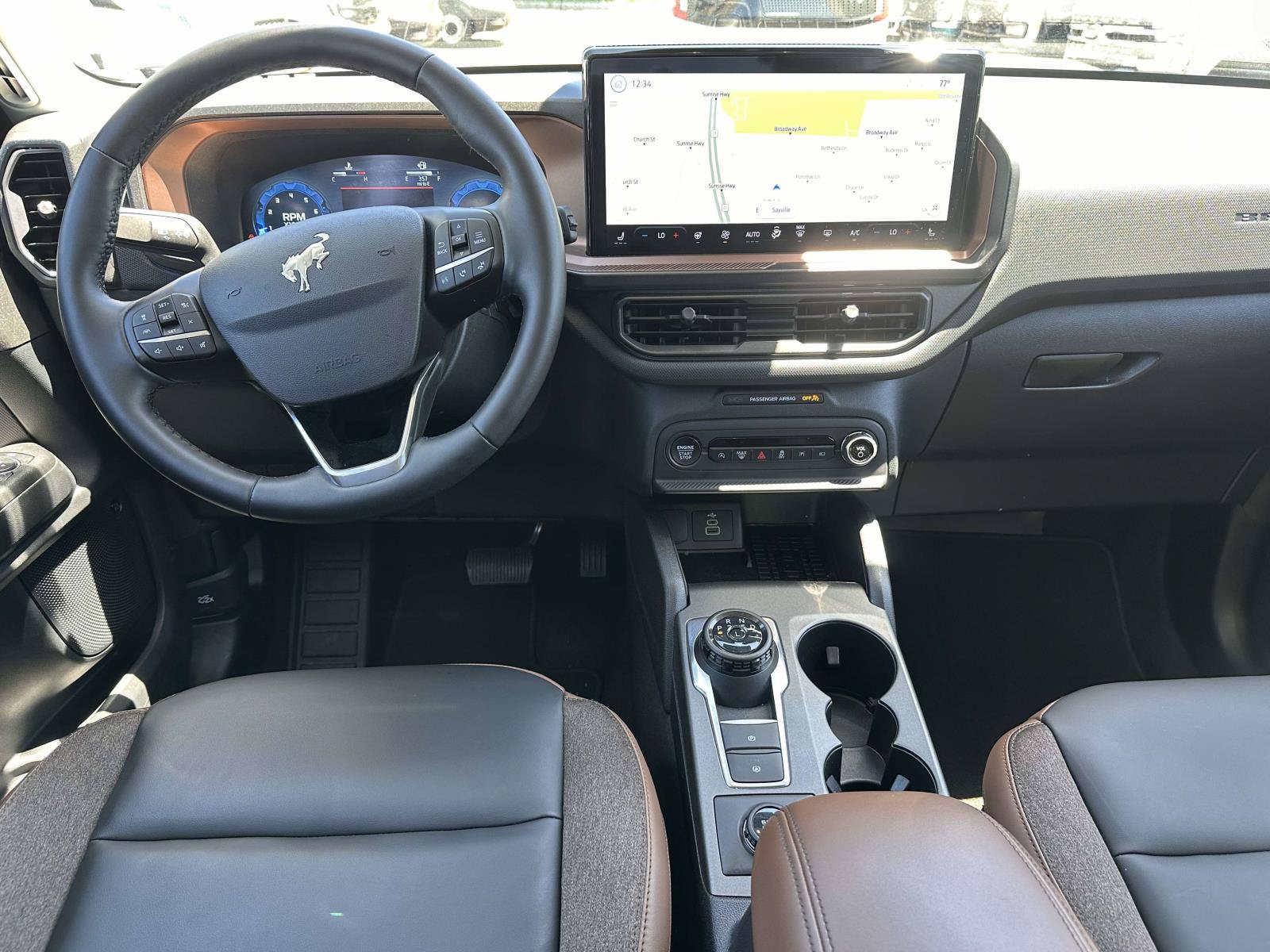 Certified 2025 Ford Bronco Sport Outer Banks w/ Outer Banks Tech Package+ AWD/4WD image 17