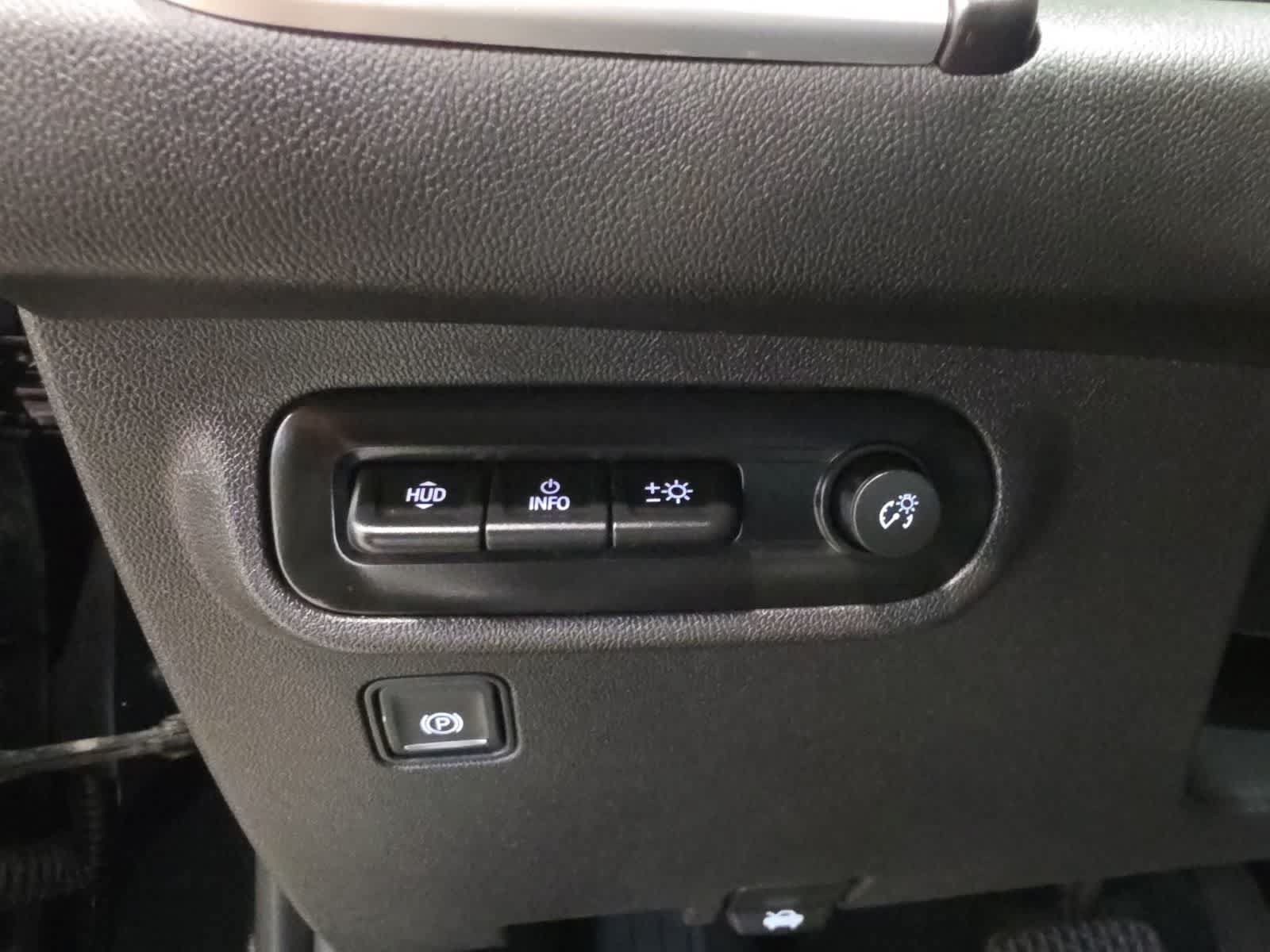 Used 2022 GMC Terrain SLT w/ Infotainment Package II AWD/4WD image 24