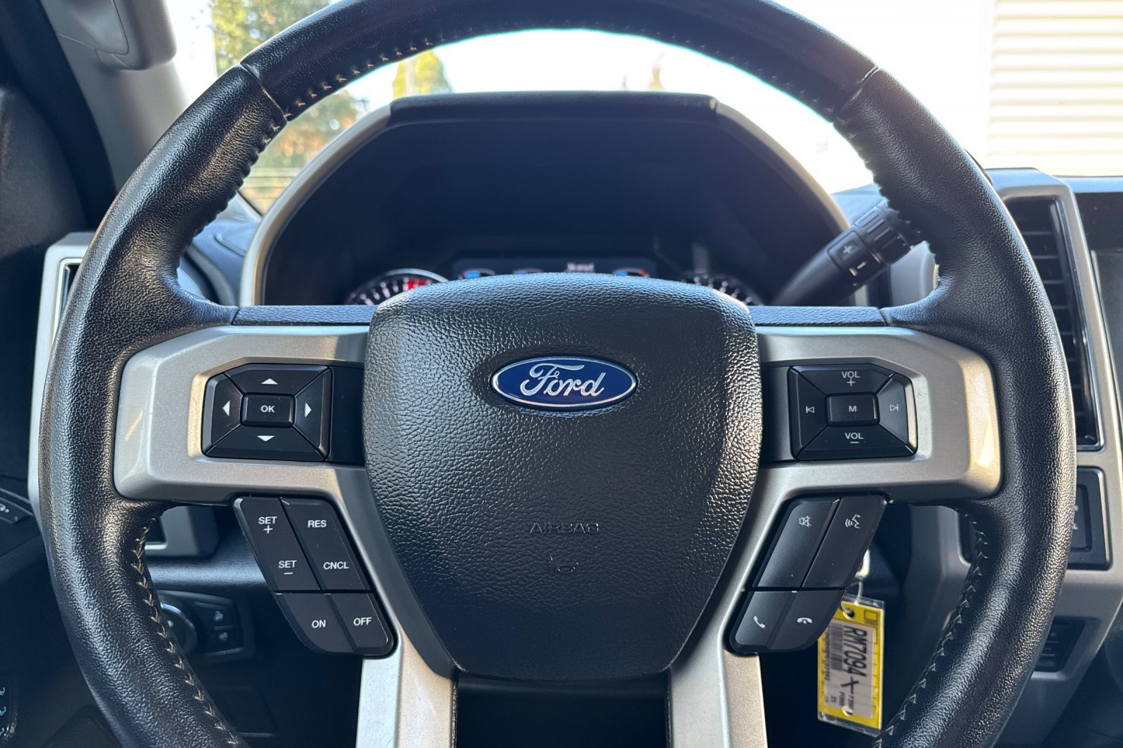 Certified 2021 Ford F350 Lariat w/ Lariat Value Package AWD/4WD image 21