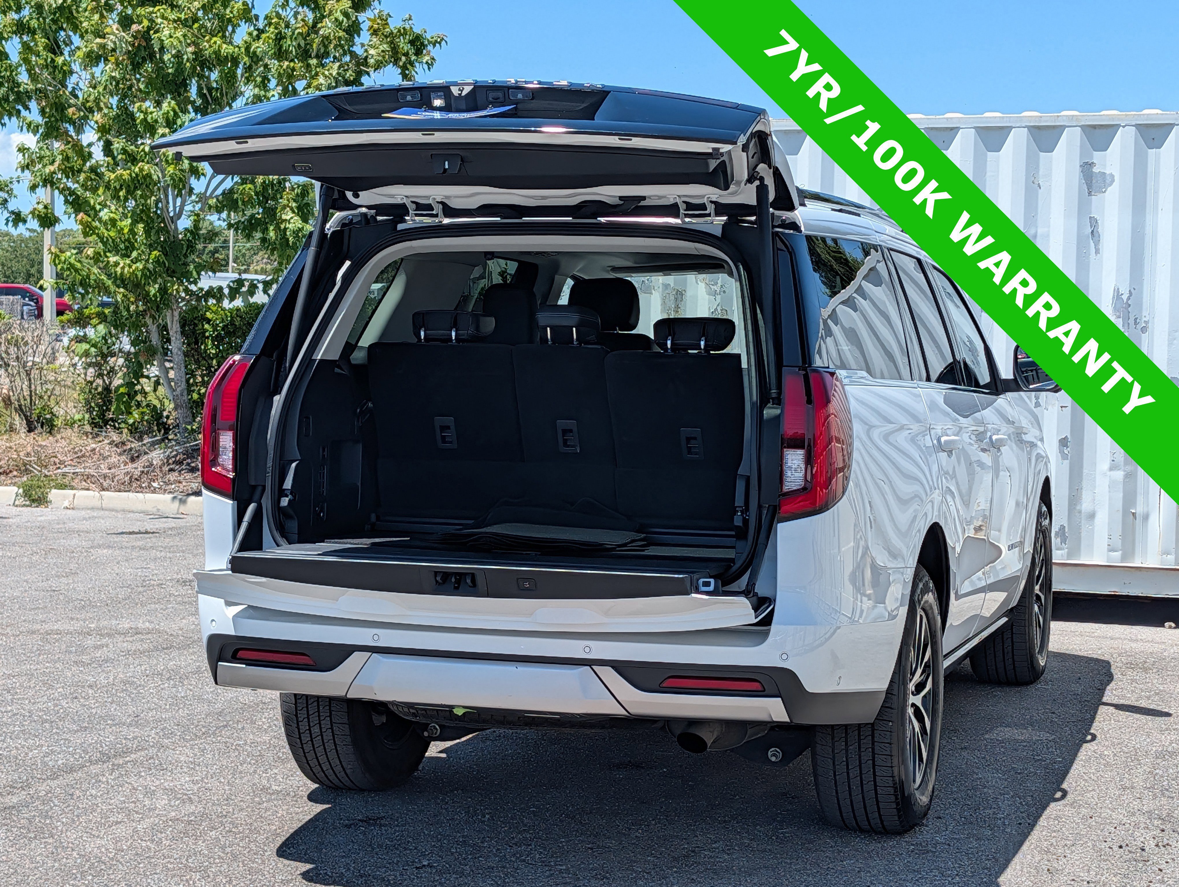 Certified 2025 Ford Expedition Platinum AWD/4WD image 6