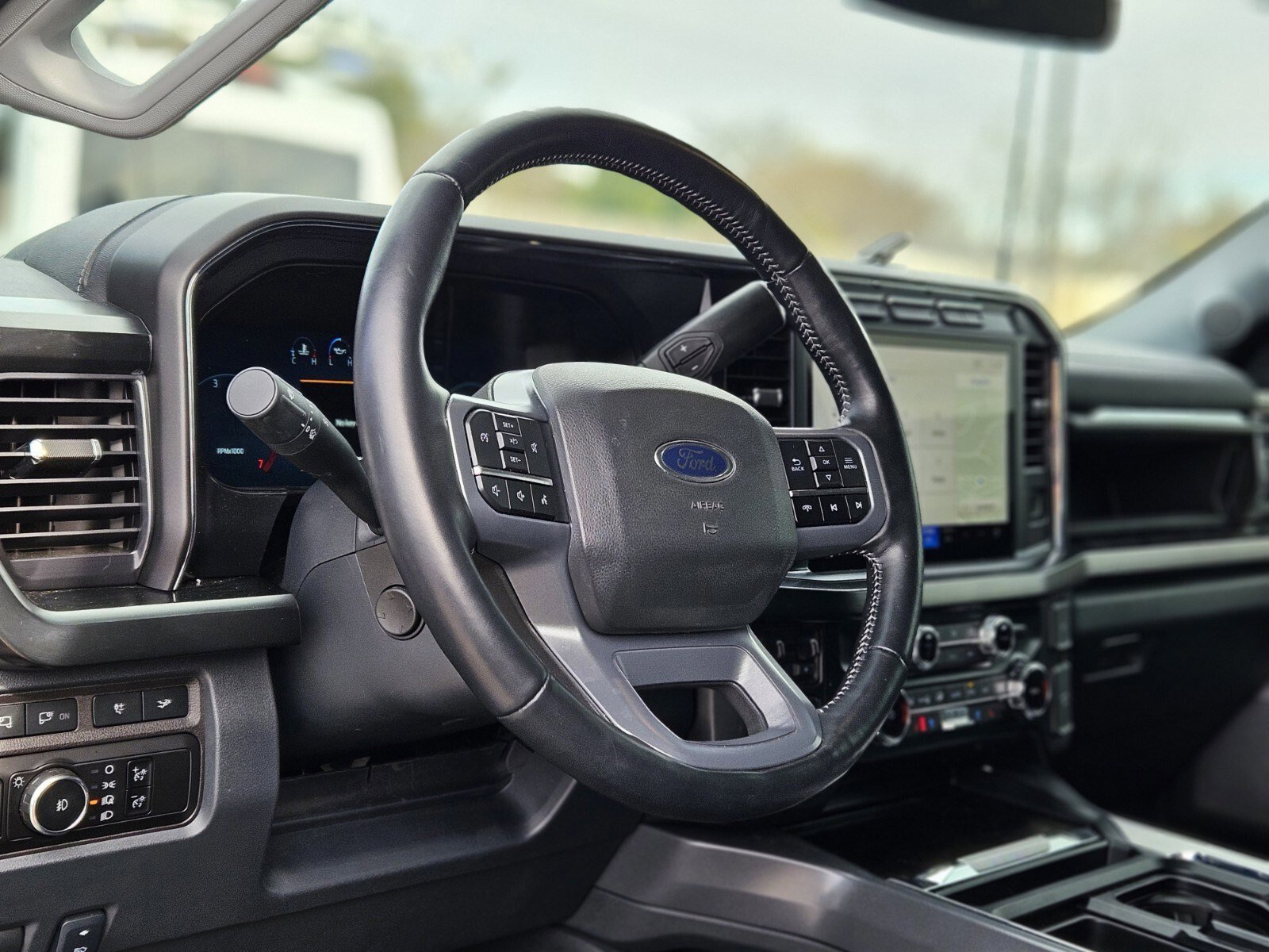 Certified 2024 Ford F250 Lariat w/ Sport Appearance Package image 21