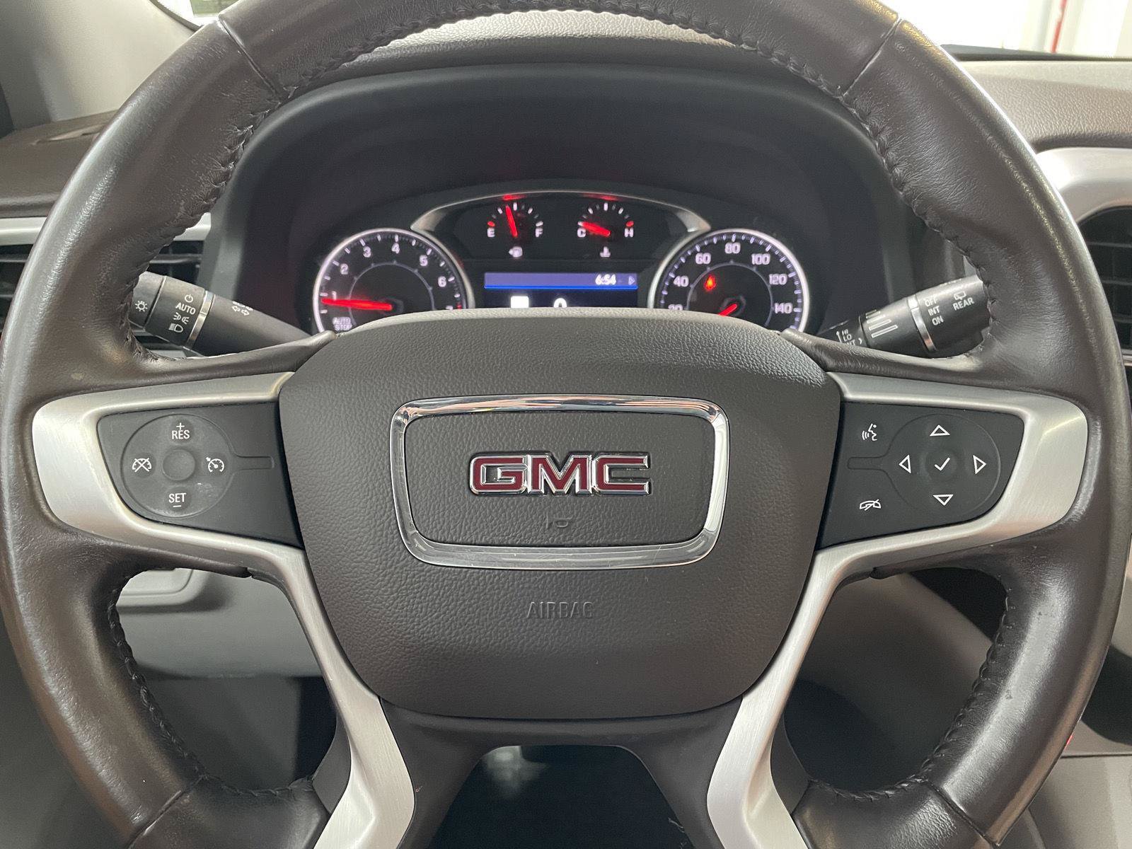 Used 2020 GMC Acadia SLT AWD/4WD image 13