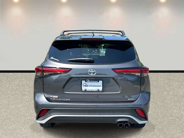 Used 2023 Toyota Highlander XSE FWD image 6