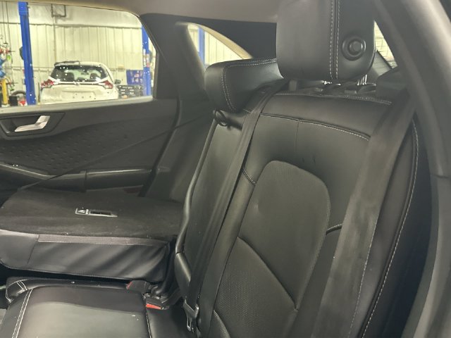 Certified 2020 Ford Escape SEL AWD/4WD image 30
