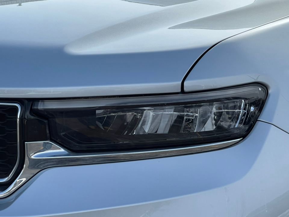 Used 2024 Jeep Grand Cherokee Limited w/ Trailer Tow Package image 41