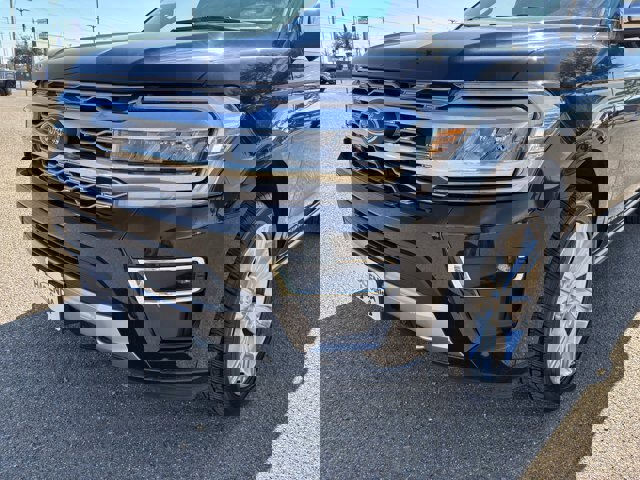 Certified 2024 Ford Expedition Max Platinum image 2