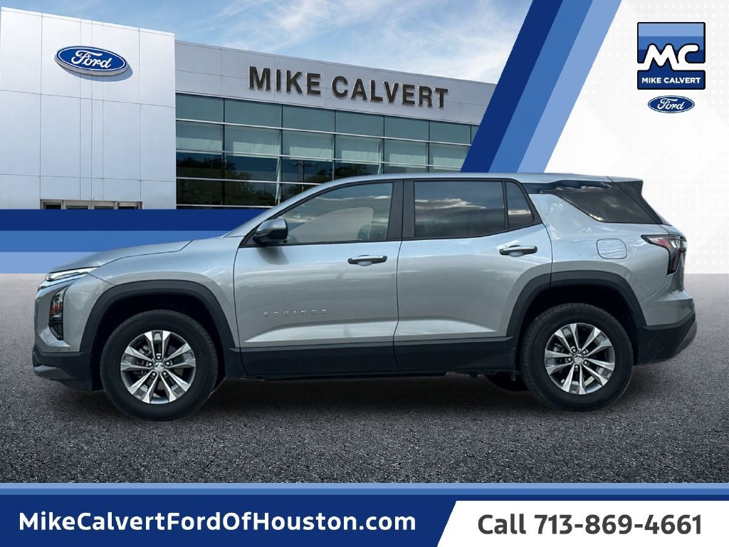 Used 2025 Chevrolet Equinox LT AWD/4WD image 2