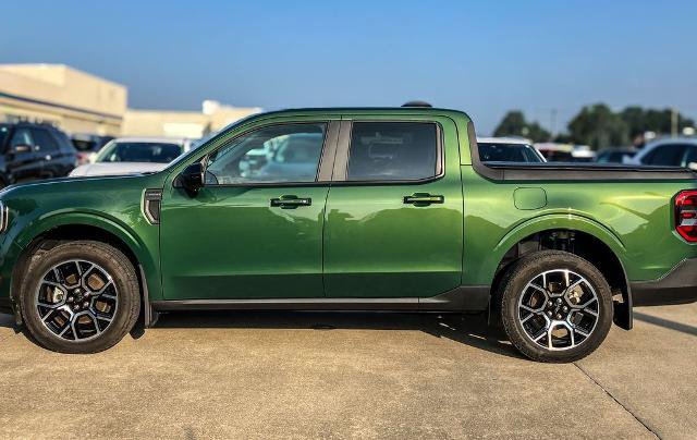 Certified 2025 Ford Maverick Lariat w/ 4K Tow Package AWD/4WD video 2