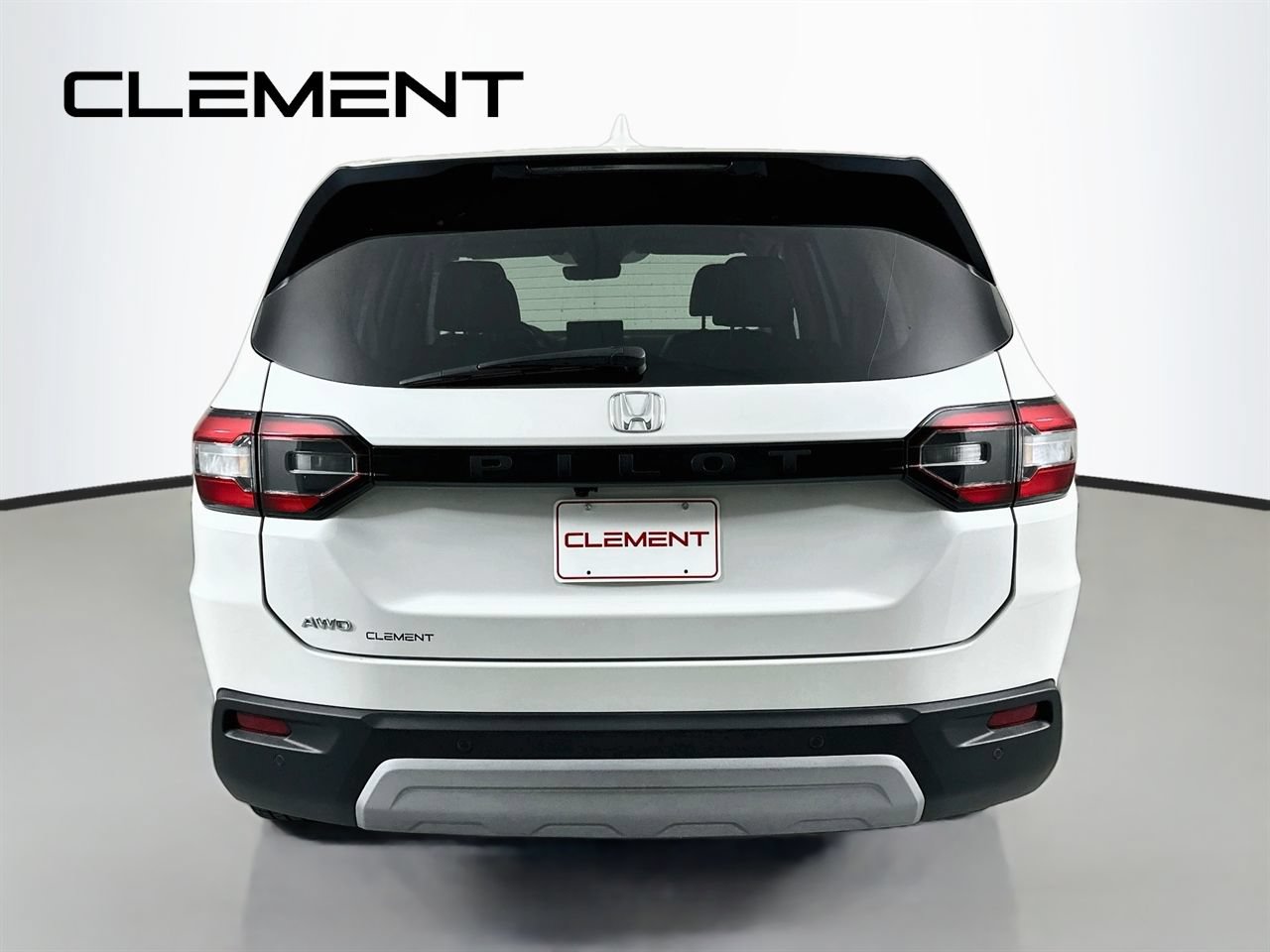 Used 2025 Honda Pilot EX-L image 8