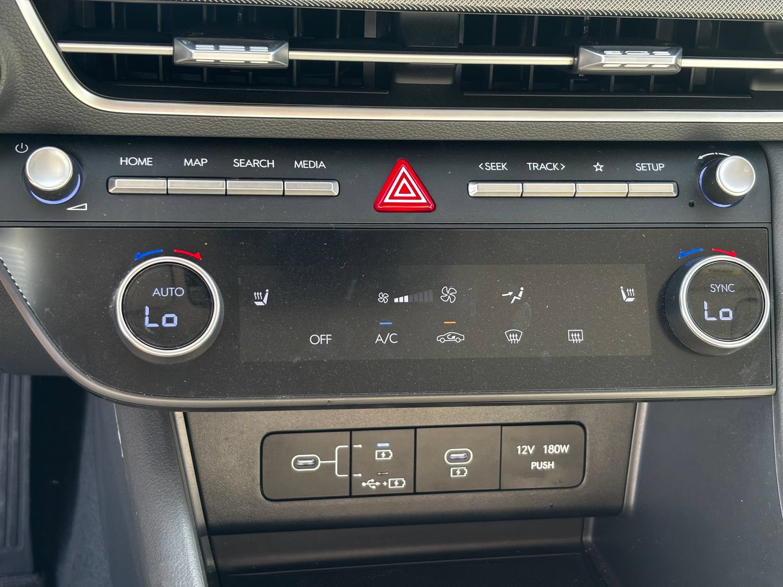 Used 2025 Hyundai Sonata SEL FWD image 14