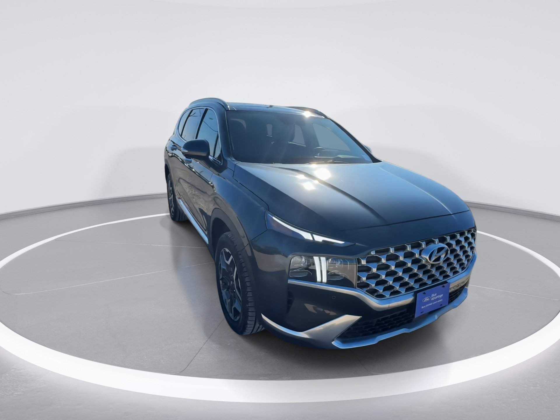 Used 2023 Hyundai Santa Fe Limited image 3