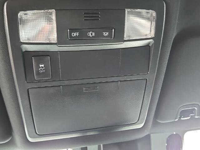 Used 2018 Toyota Tacoma TRD Sport w/ Technology Package image 24